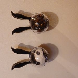 Salt and pepper mills in Bunny shapes, New